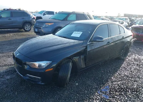 2013 BMW 328I z USA, uszkodzony, nr VIN WBA3C1C53DF444667